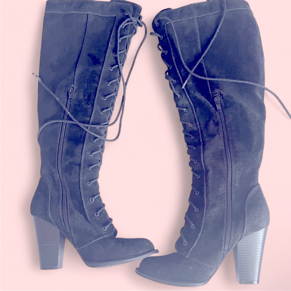 Black Heeled Boots with Durable Construction